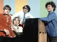 The_Monkees_320x240.jpg