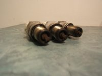 plug5 (641 x 482).jpg