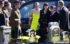 a-green-dress-funeral-3.jpg