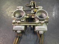 ___ Yamaha VMAX 600 Carburetor Carbs Rack Set Twin 38mm Snowmobile 1995(2).jpg