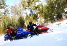 up north snowmobiling 035.jpg