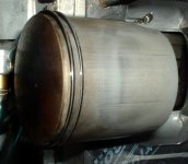 busted piston 012.JPG