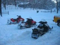 SNOWMOBILE 008.JPG